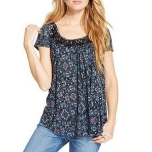 Jessica Simpson Luanne Flowy Paisley Print Asymmetrical Hi-Lo Hem Top